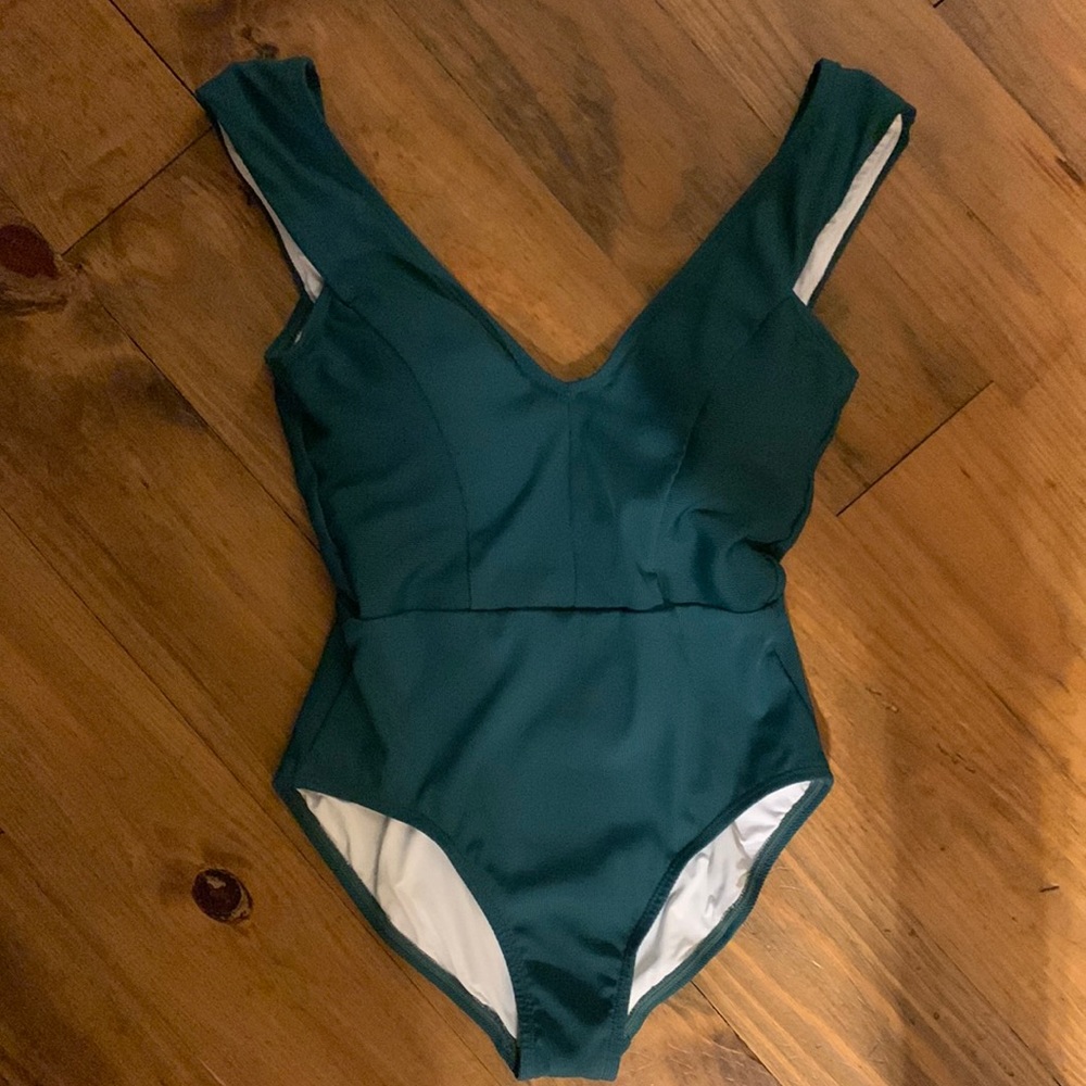 Beautiful green Jantzen swimsuit